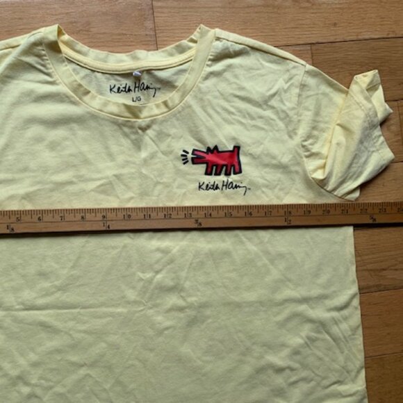 Keith Haring Graphic T-Shirt | Size L | Yellow with Red Dog Design | Modern Art - Picture 5 of 7